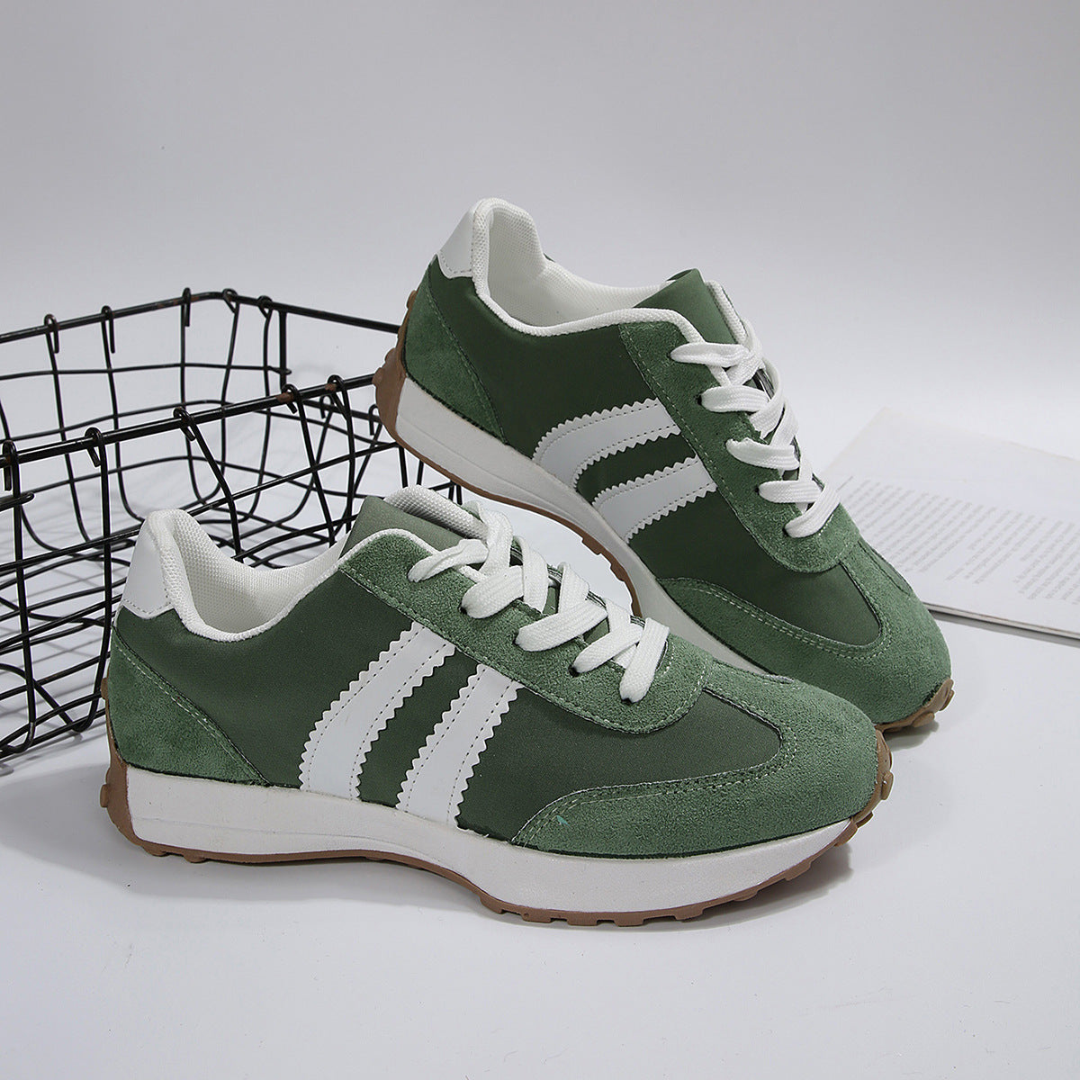 Zapatillas retro de suela gruesa para mujer