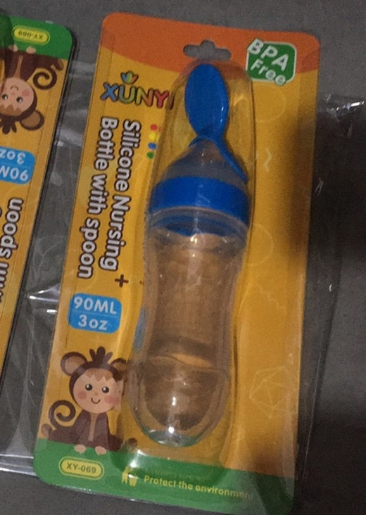 Biberon dosatore con cucchiaio per neonati