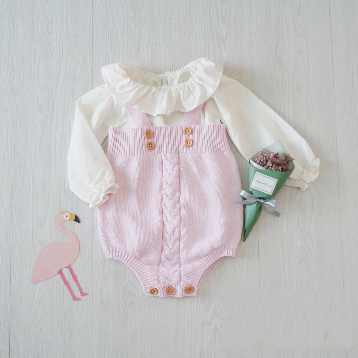Gestrickte Baby-Strampler