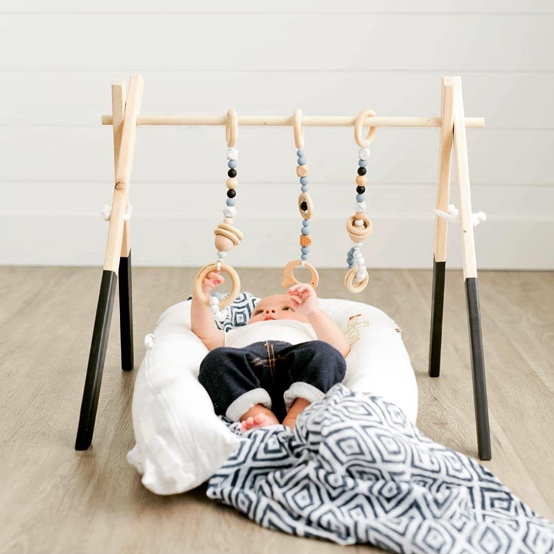Gimnasio de madera para bebés, estructura de actividades para infantes