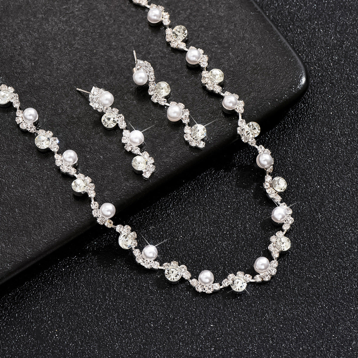 Conjunto de Joias de Noiva com Strass em Forma de Lágrima