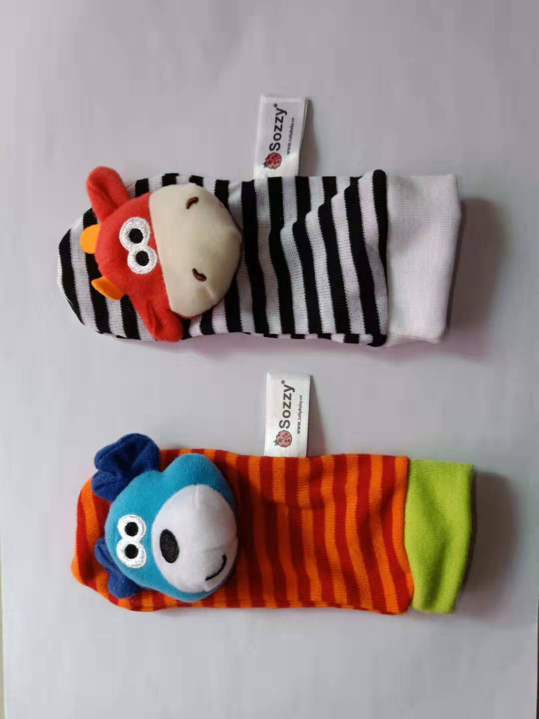 Sonajero de peluche con forma de animal para bebés de 0 a 12 meses, juguete para recién nacidos, calcetín con correa para la muñeca o el pie