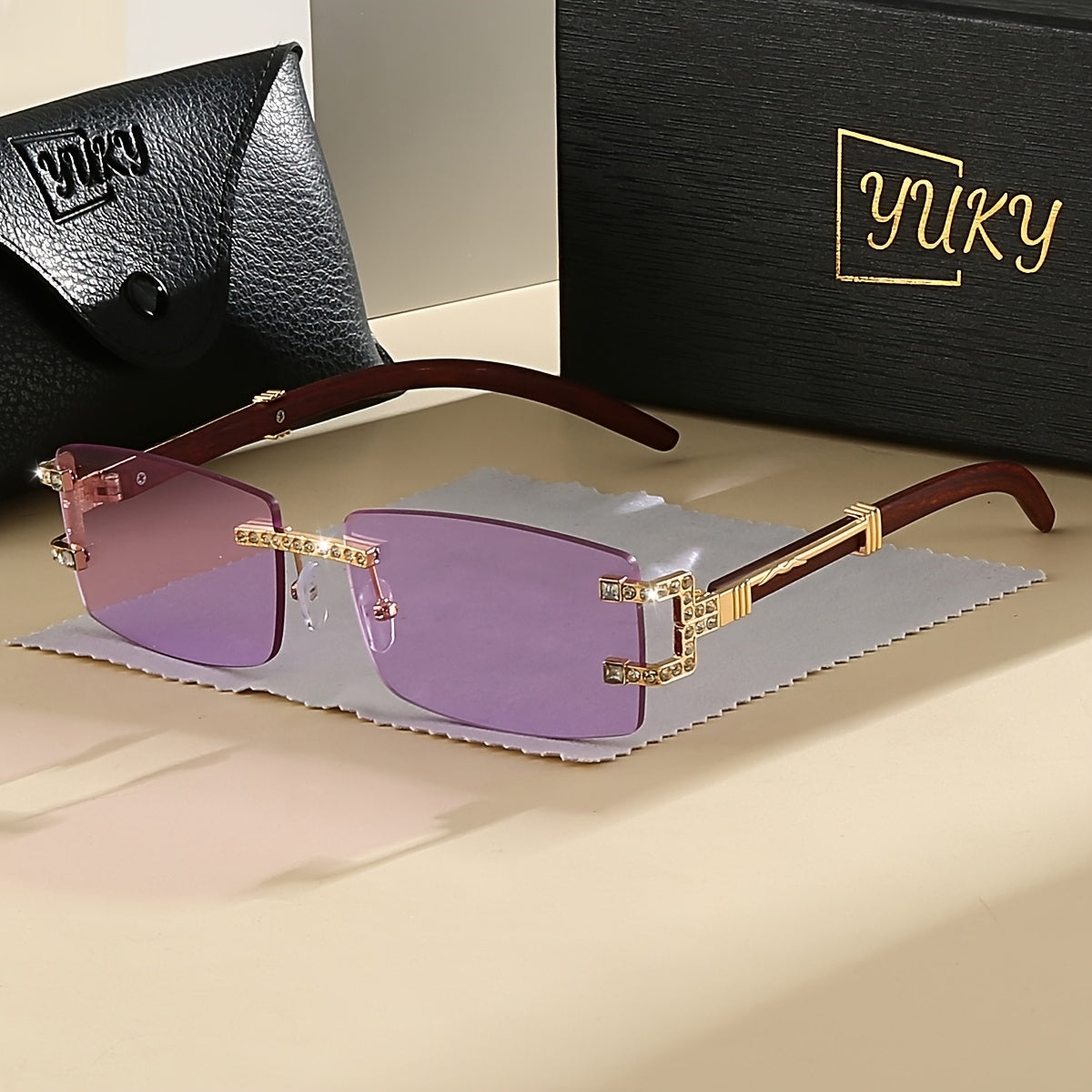 Luxurious Gift Box Set - Women's Diamond-set Square-edge Frameless Stylish Glasses with Me