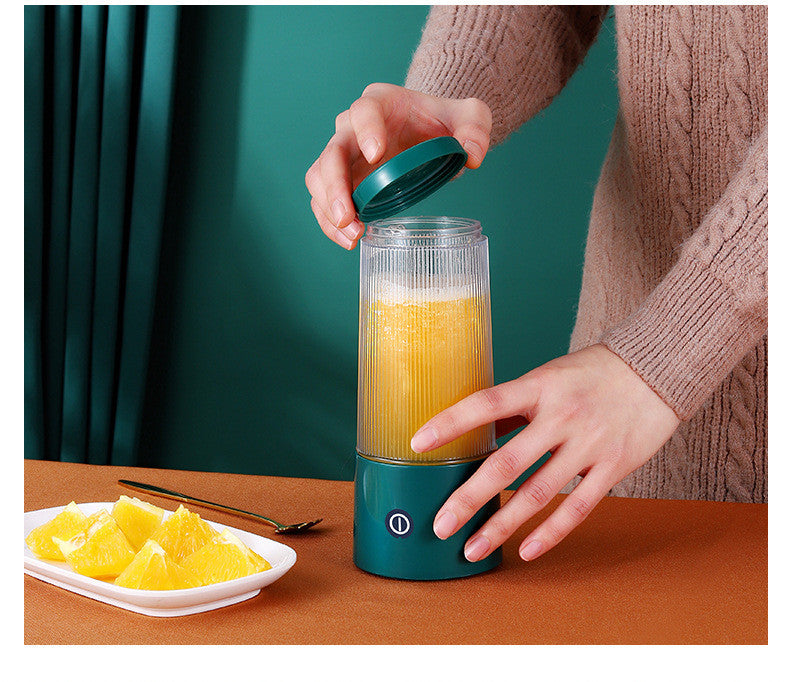 Portable USB Rechargeable Juicer Cup