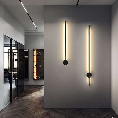 Moderne LED-wandlamp met lange strip