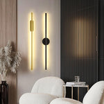 Moderne LED-wandlamp met lange strip