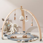 Portique d'éveil en bois pour bébé avec jouets suspendus