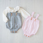 Gestrickte Baby-Strampler