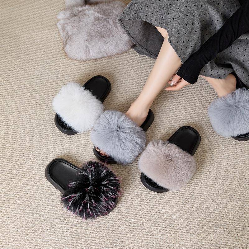 Pantuflas tipo calce de piel sintética para mujer