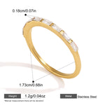 Anello minimalista con zircone, acciaio inossidabile