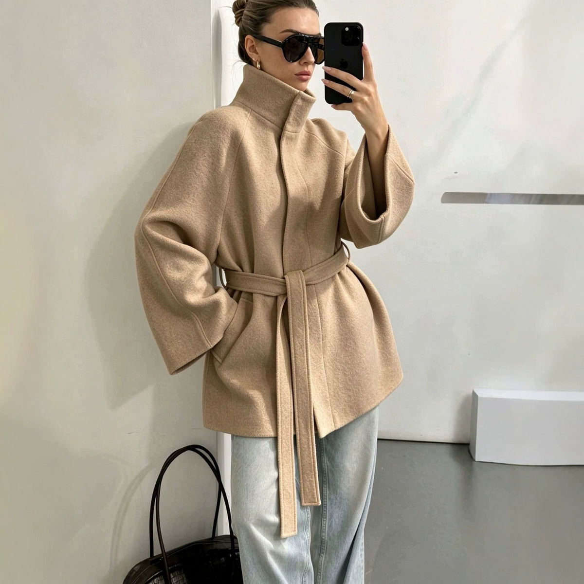 Manteau double face minimaliste et raffiné