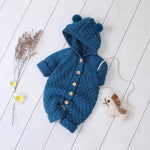 Combinaison en maille à capuche