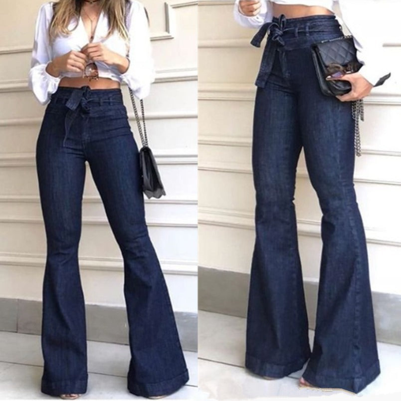 Jeans a zampa a vita alta con allacciatura