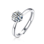 Anillo de moissanita con simulación en forma de V de Vibrato Live, apilable con diamante de una hilera