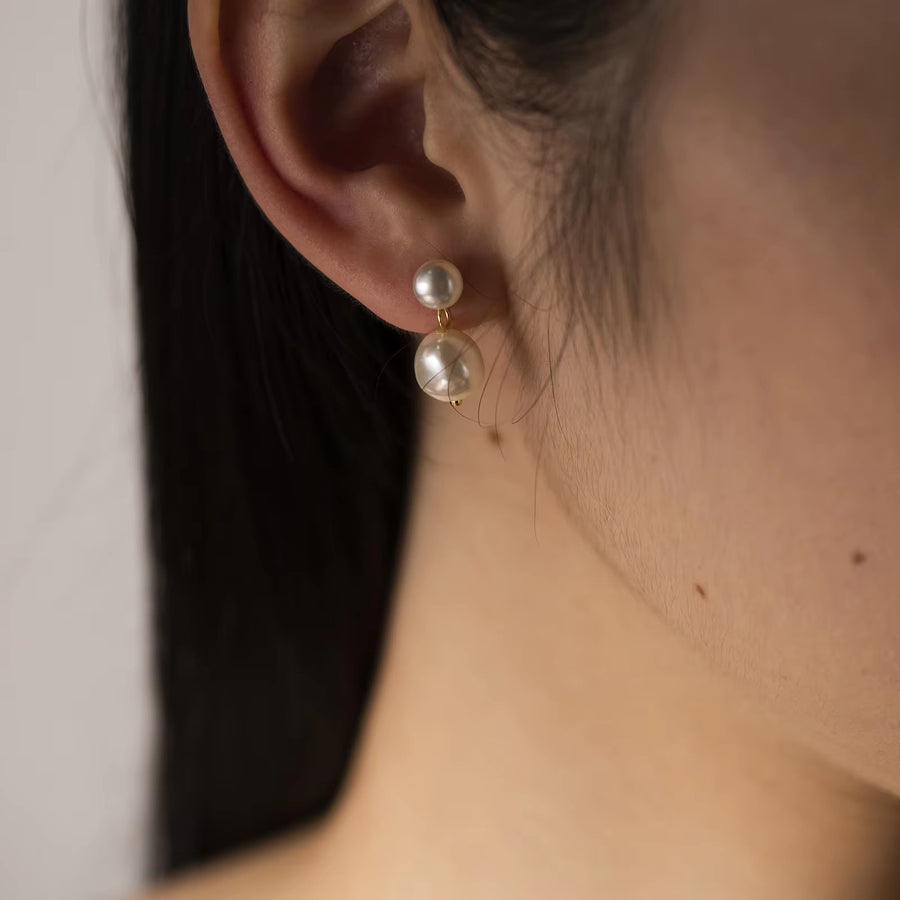 S925 Sterling Silver Fashionable Large And Small Pearl Stud Earrings