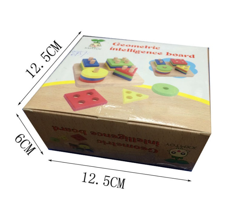 Puzzle a incastro con forme geometriche in legno