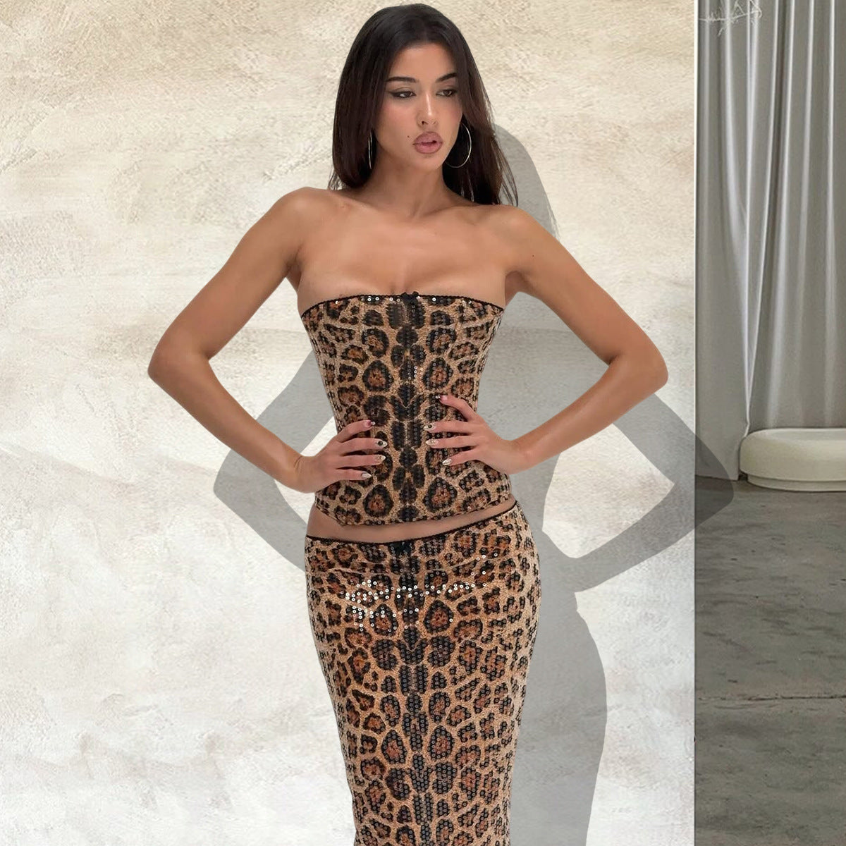 Zweiteiliges Pailletten-Set mit Leopardenmuster