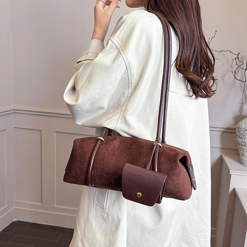 Bolso de hombro tipo pillow de gamuza para mujer
