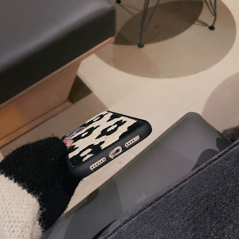Étuis de téléphone portable en peluche à fleurs pour femmes automne et hiver