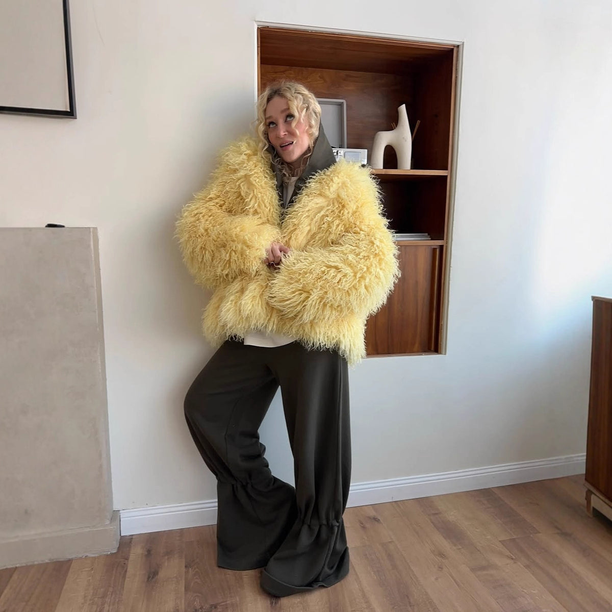Women's Oversized Faux Fur Coat, Fluffy Winter Jacket