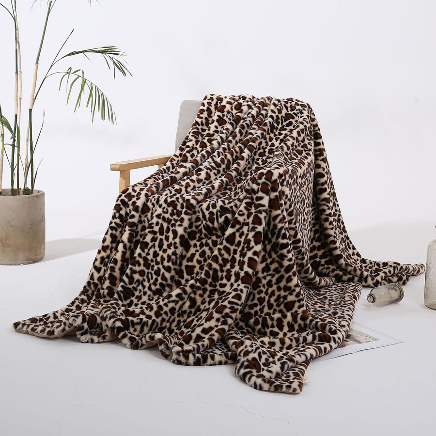 Soft Plush Throw Blanket