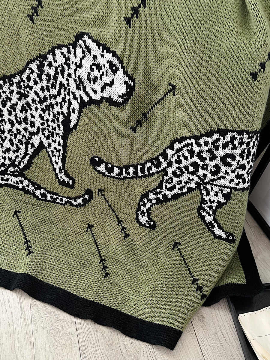 Green Knitted Throw Blanket