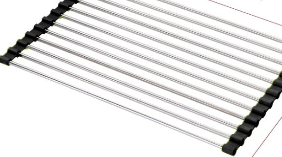 Égouttoir à vaisselle pliable au-dessus de l'évier