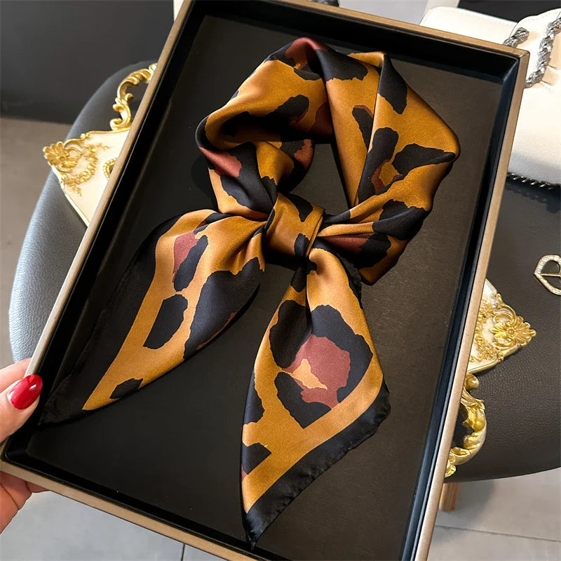 Foulard pour femme 70X70cm mode 2025, imprimé, pashmina, foulard en soie, châle carré, bandeau décoratif, tour de cou, design de luxe, bandana