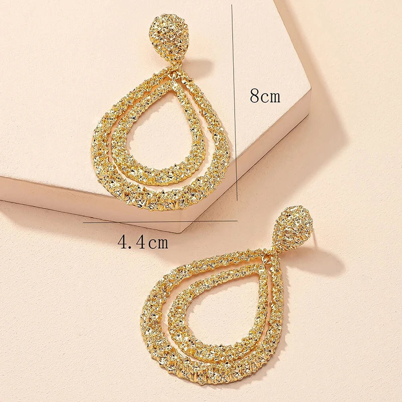 Boucles d'oreilles pendantes vintage en métal en forme de goutte d'eau, style européen et américain, pour femmes et filles, boucles d'oreilles longues double épaisseur, bijoux fantaisie imposants, cadeau