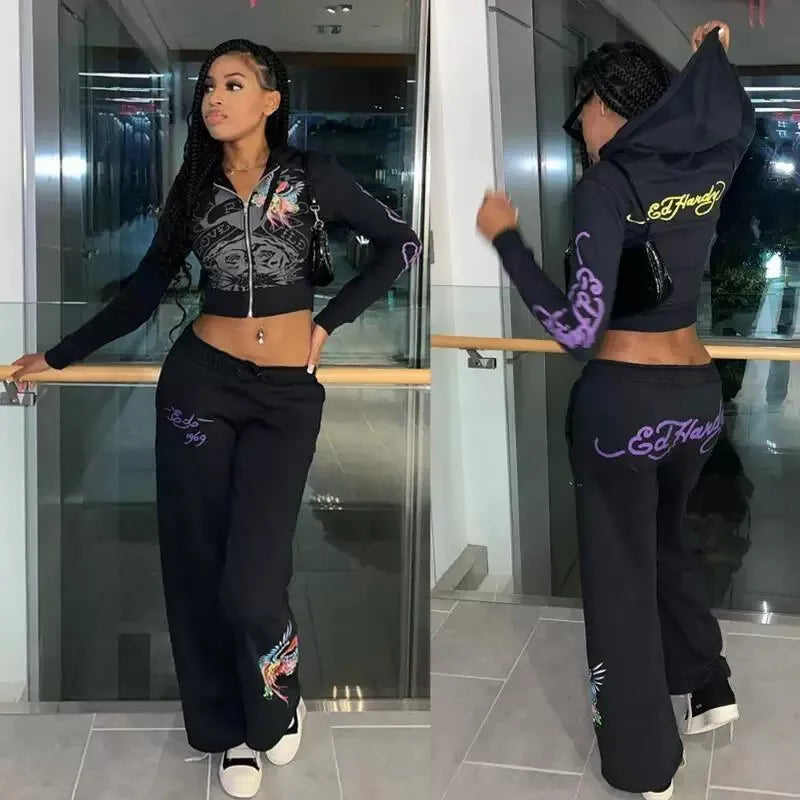 Ensemble deux pièces pour femme, sweat à capuche imprimé lettres et pantalon de jogging, tenue de sport décontractée, tissu doux et confortable, collection hiver, tendance.