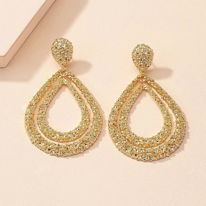 Boucles d'oreilles pendantes vintage en métal en forme de goutte d'eau, style européen et américain, pour femmes et filles, boucles d'oreilles longues double épaisseur, bijoux fantaisie imposants, cadeau