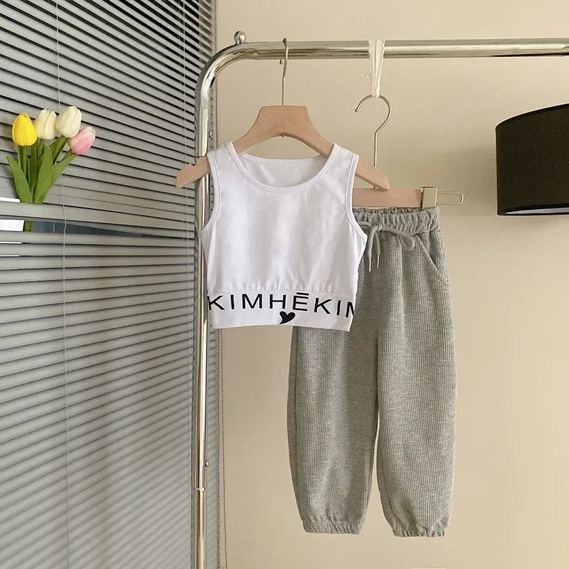 3-teiliges Set für Mädchen – Sweatshirt, Trägershirt & Hose