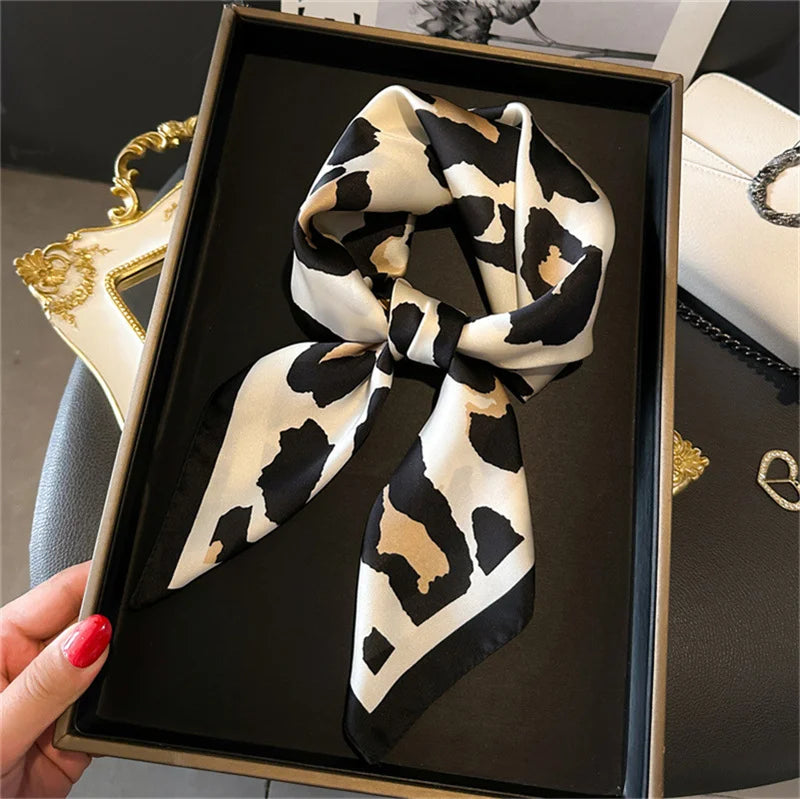 Foulard pour femme 70X70cm mode 2025, imprimé, pashmina, foulard en soie, châle carré, bandeau décoratif, tour de cou, design de luxe, bandana