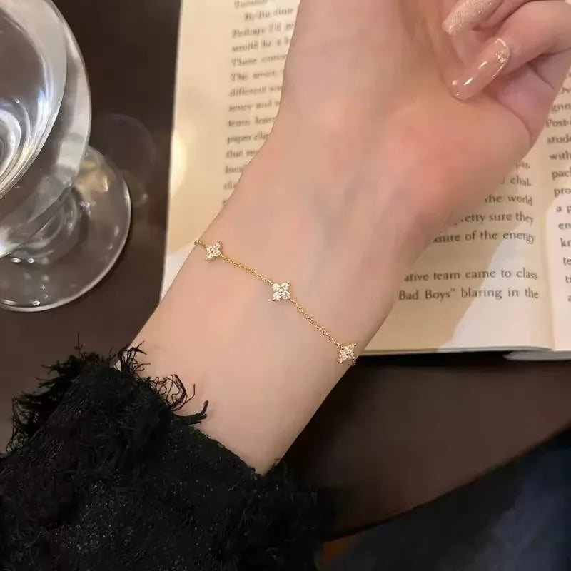 Four-Leaf Crystal Jewelry Set