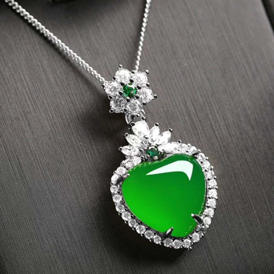 Hangerketting met hart van groene chalcedoon