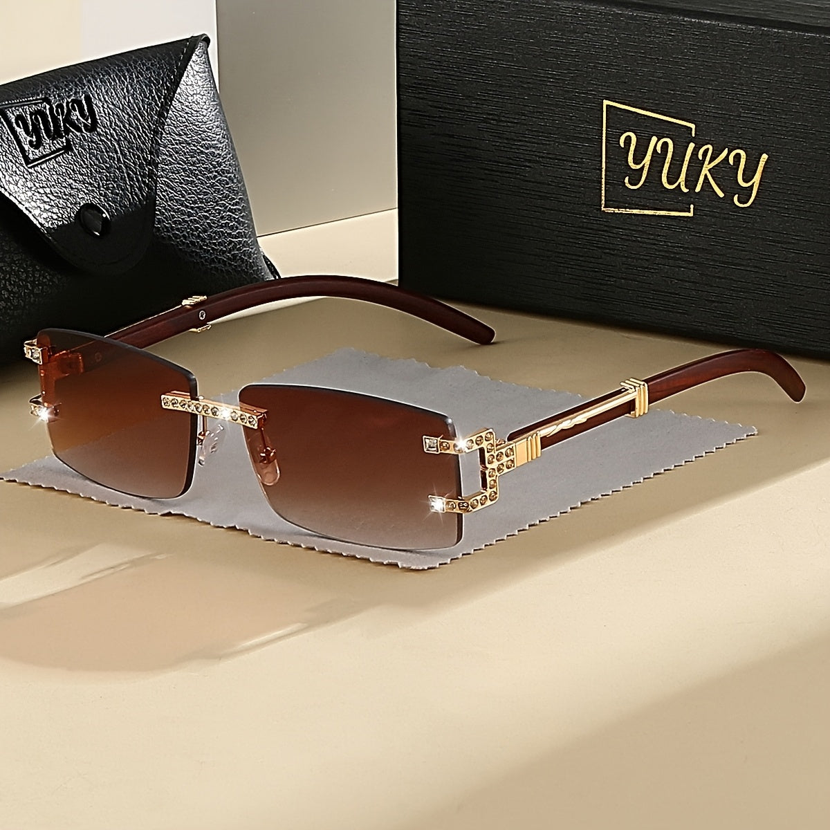 Luxurious Gift Box Set - Women's Diamond-set Square-edge Frameless Stylish Glasses with Me