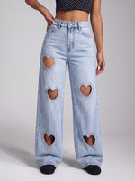 Wijdvallende jeans met strass-hartvormige uitsnijdingen