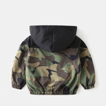 Giacca con cappuccio camouflage da bambino, cappotto primaverile leggero