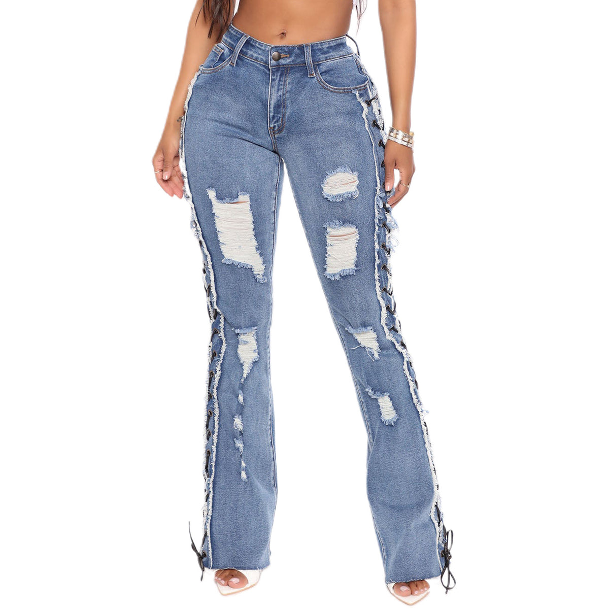 Gescheurde jeans met vetersluiting aan de zijkant